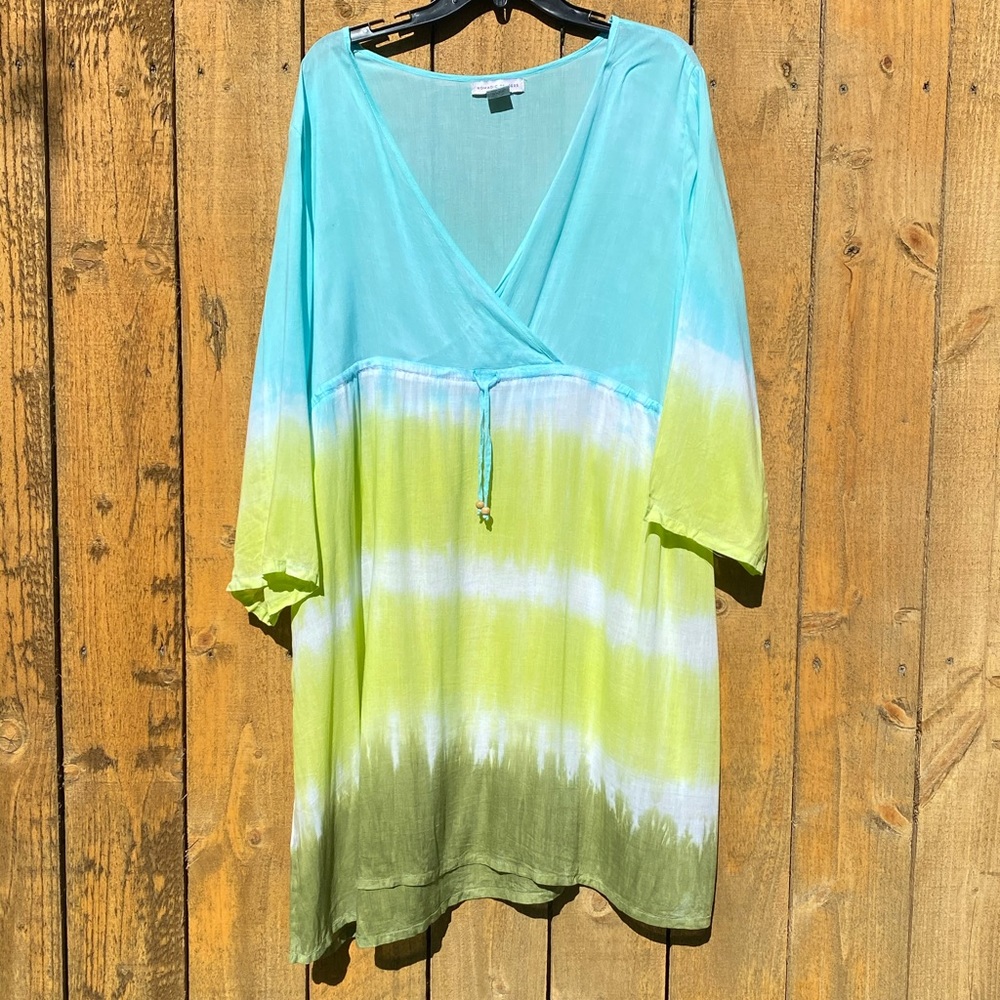 Women’s Nomadic Traders cover-up/top